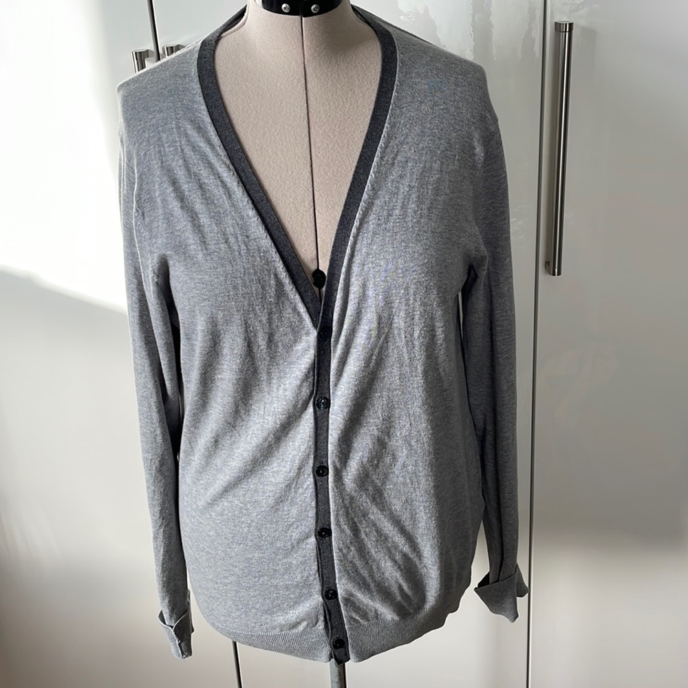 Uniqlo Premium Cotton Cardigan in Gray Size-Large